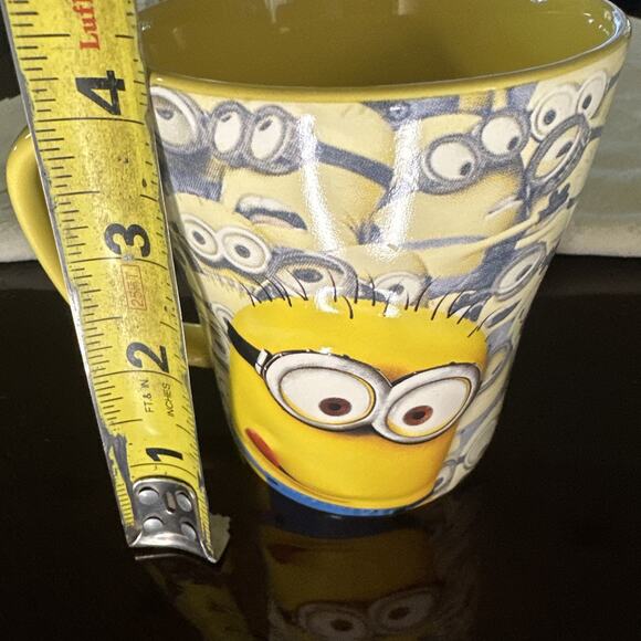 Despicable Me Coffee Cup Mug Universal Studios Minion Mayhem Yellow 3D Design - Picture 9 of 10